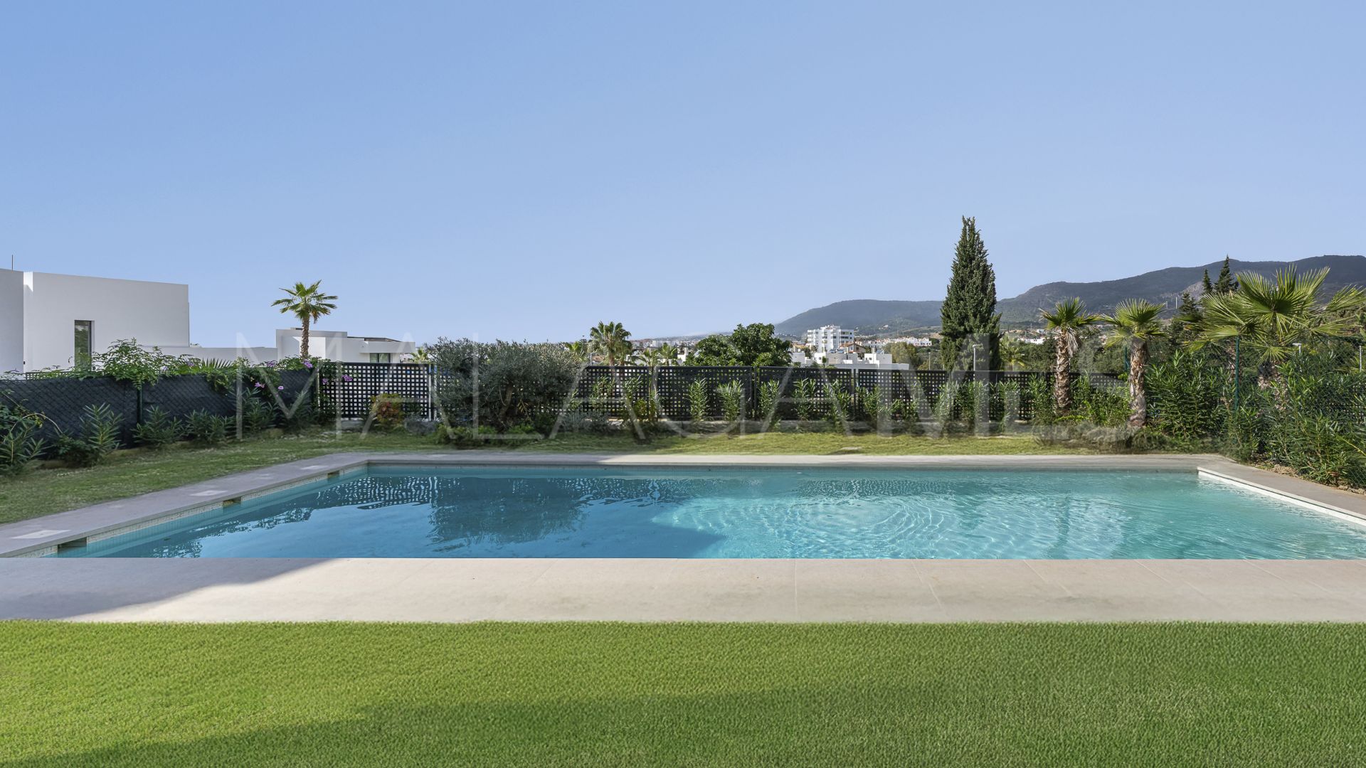 For sale villa with 4 bedrooms in Rio Real