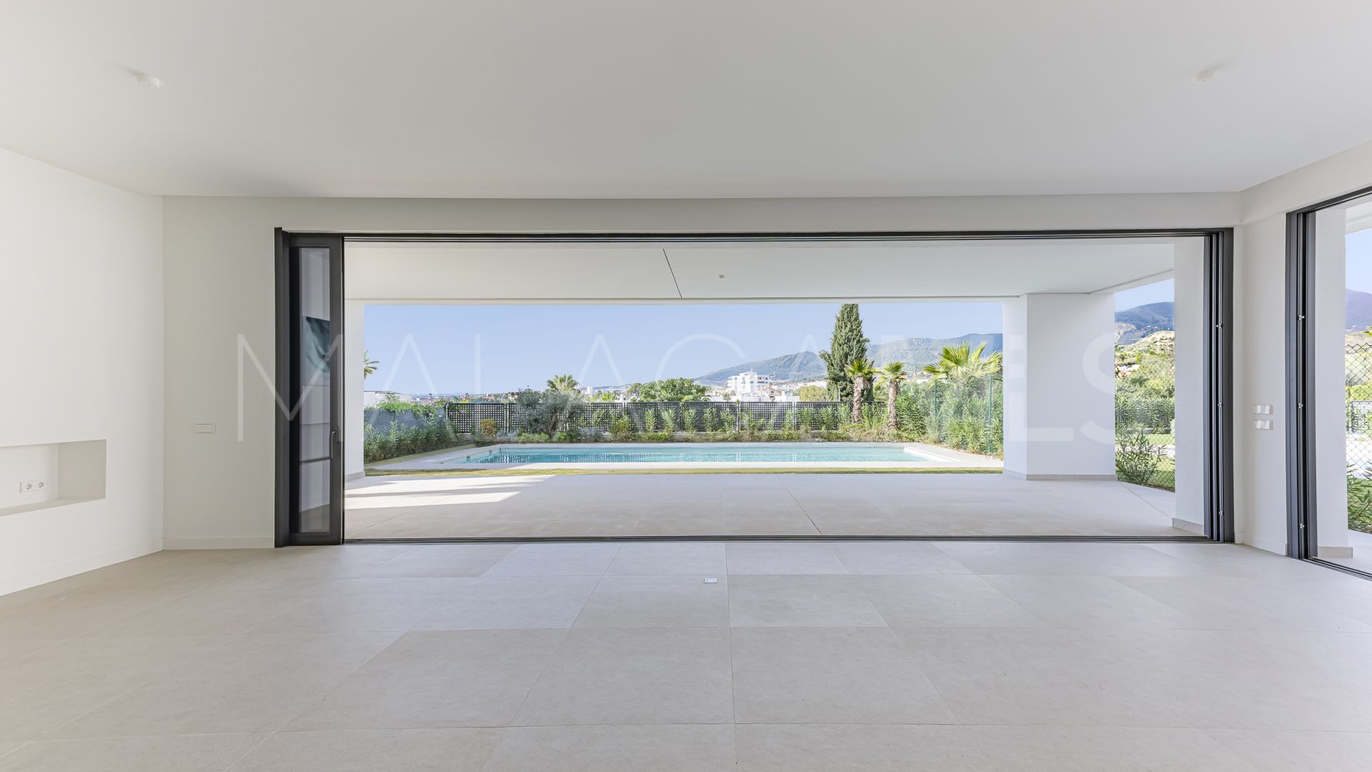 For sale villa with 4 bedrooms in Rio Real