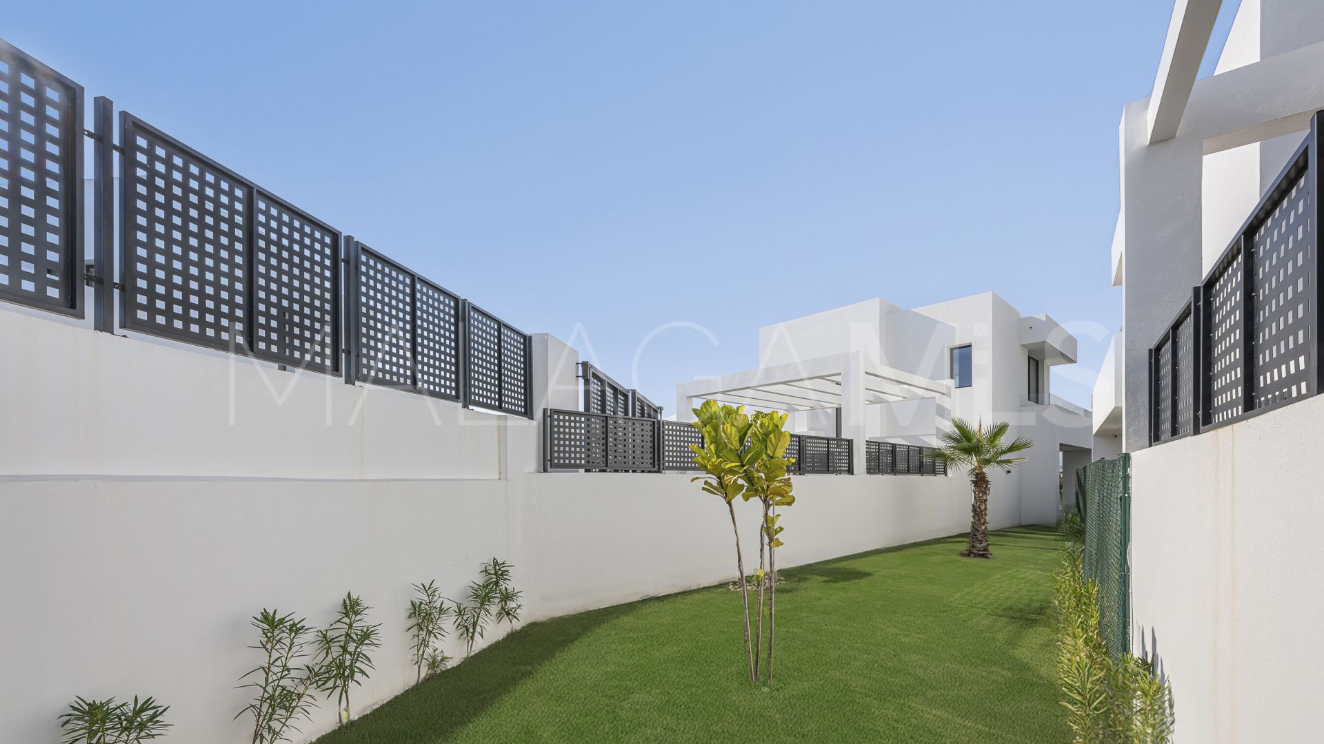 For sale villa with 4 bedrooms in Rio Real
