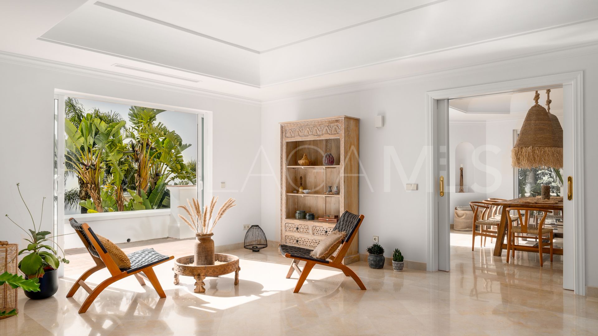 Los Altos de los Monteros, villa a la venta