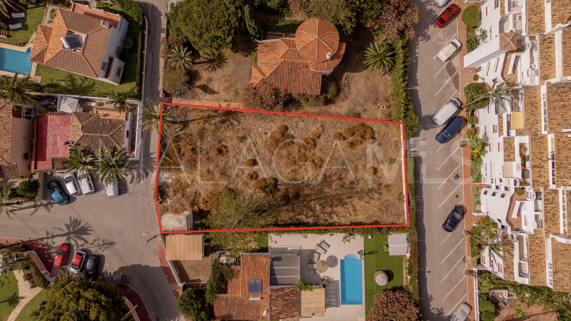 Terrain for sale in Marbesa