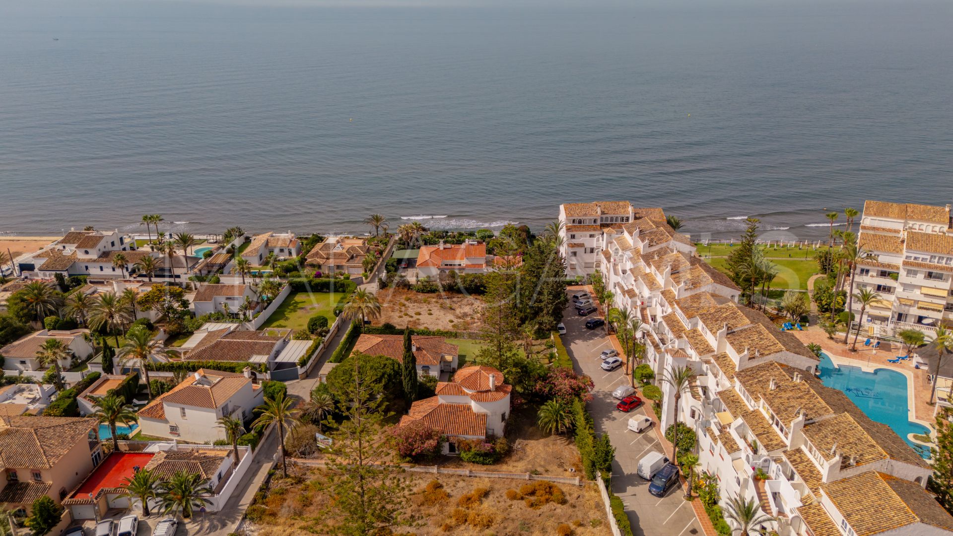 Terrain for sale in Marbesa
