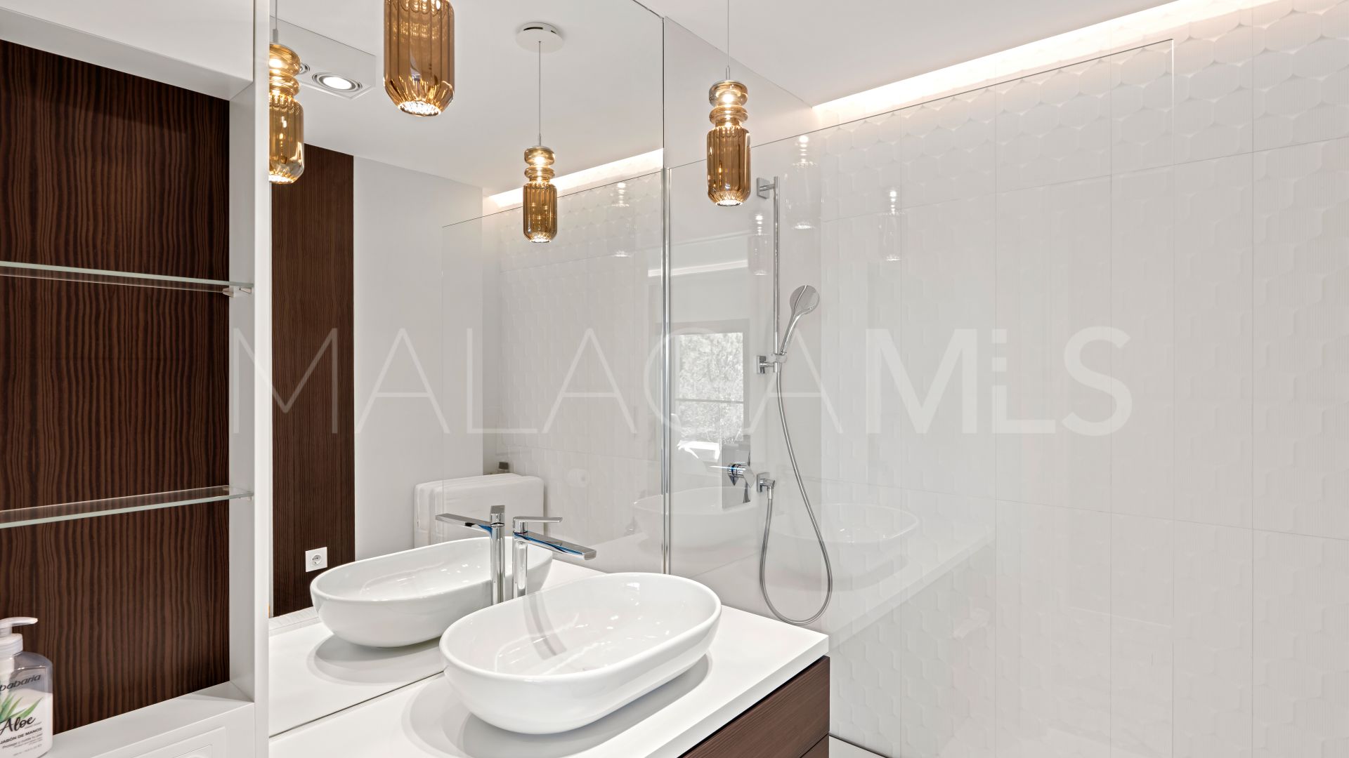 For sale villa with 8 bedrooms in El Madroñal