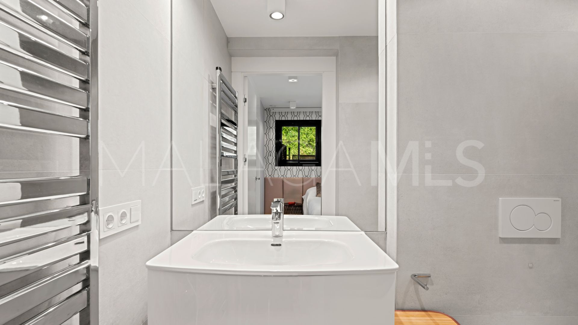 For sale villa with 8 bedrooms in El Madroñal