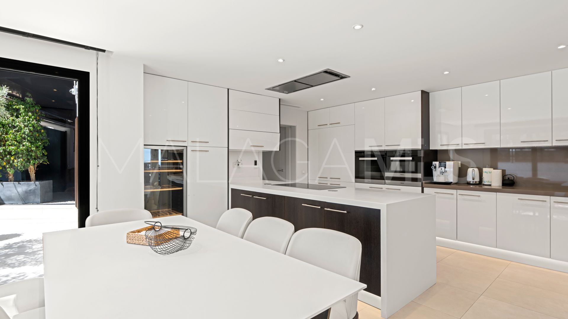 For sale villa with 8 bedrooms in El Madroñal