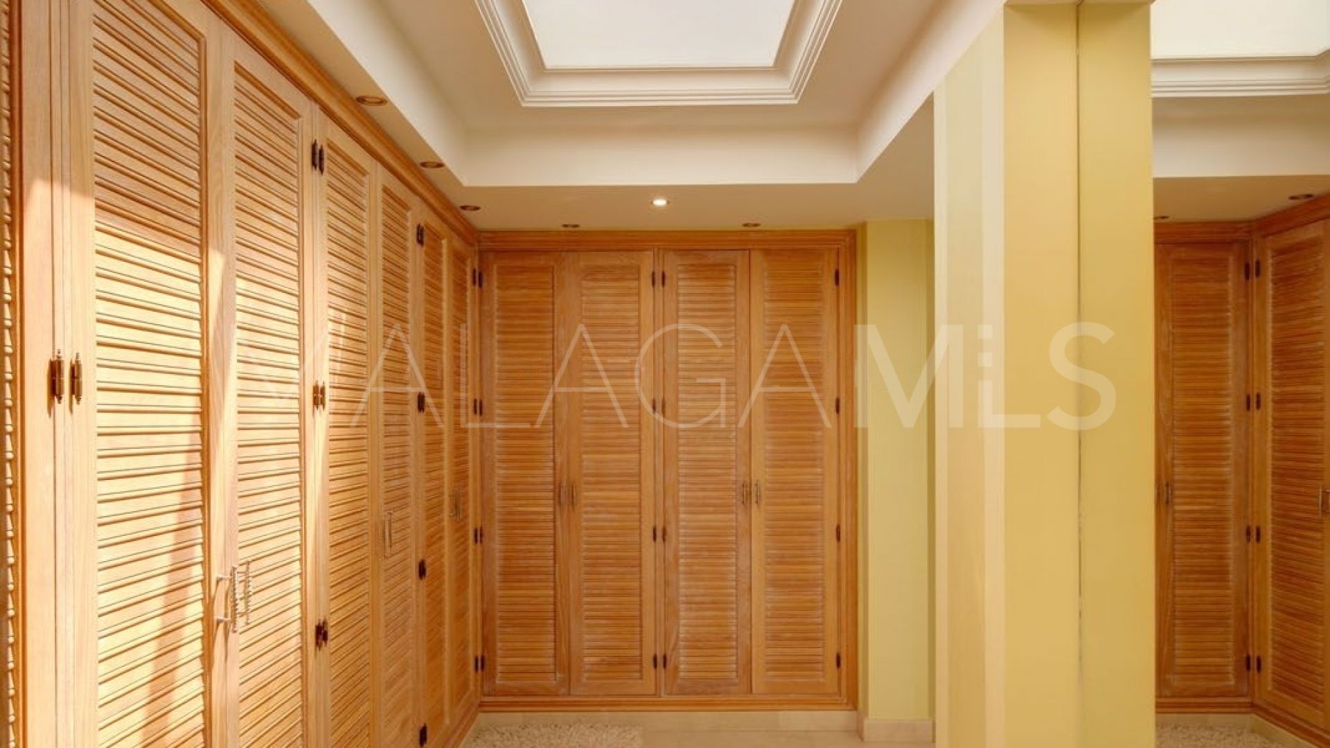 Duplex penthouse for sale in Kempinski