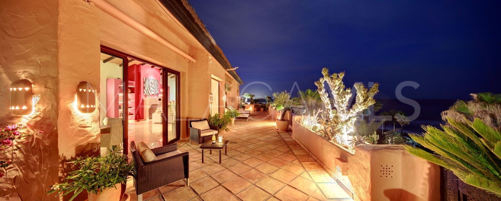 Duplex penthouse for sale in Kempinski