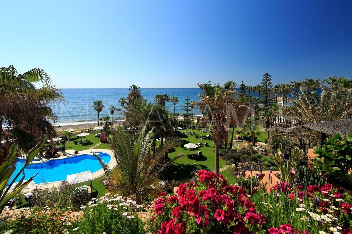 Duplex penthouse for sale in Kempinski