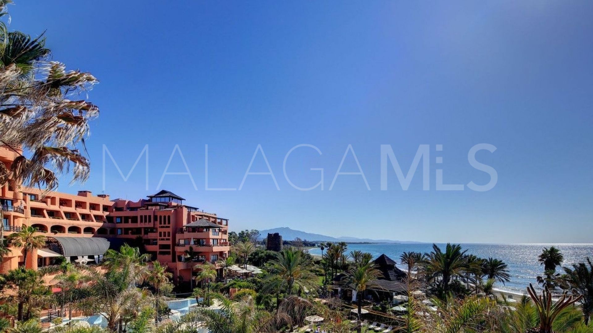 Duplex penthouse for sale in Kempinski