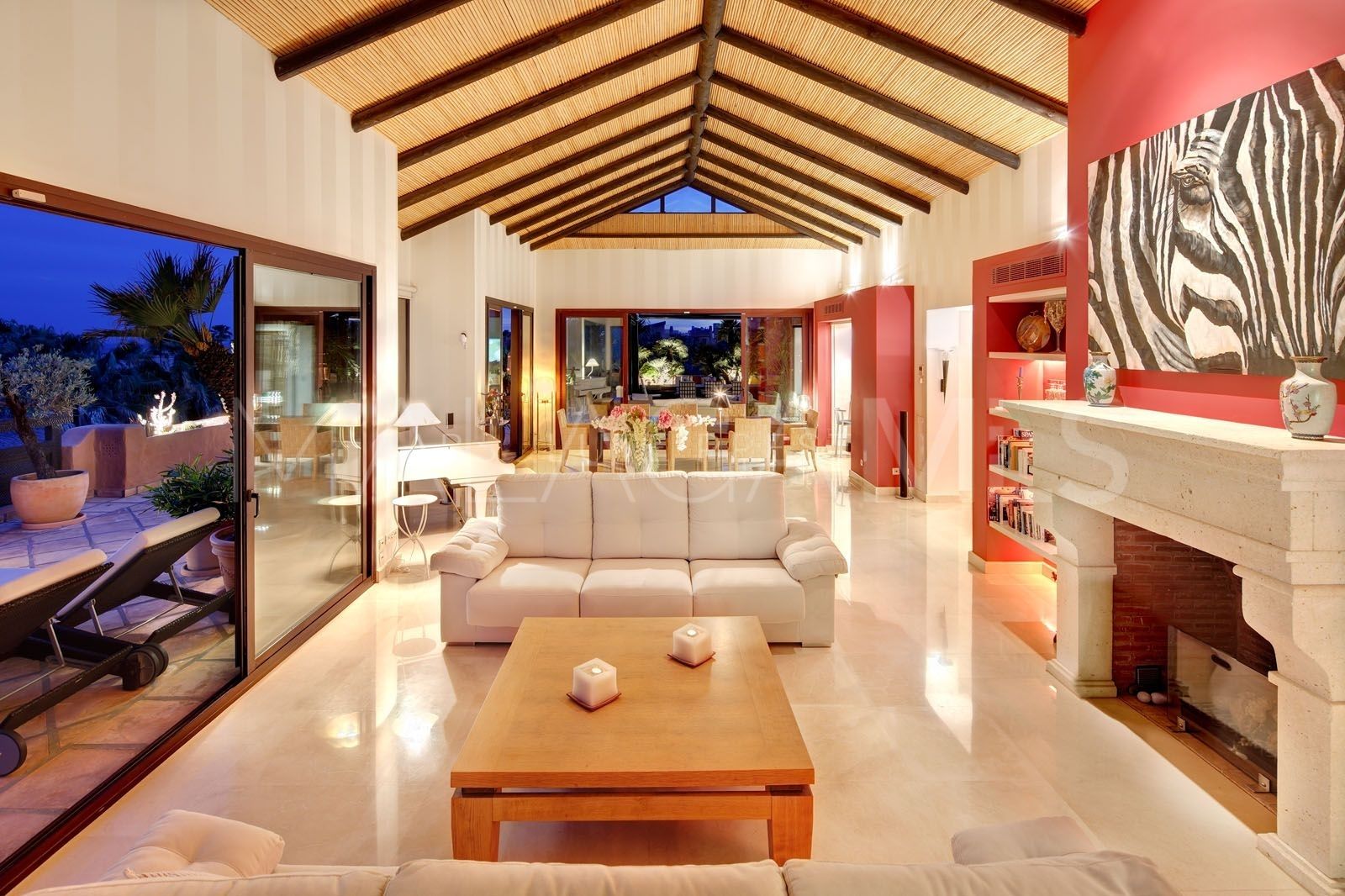 Duplex penthouse for sale in Kempinski