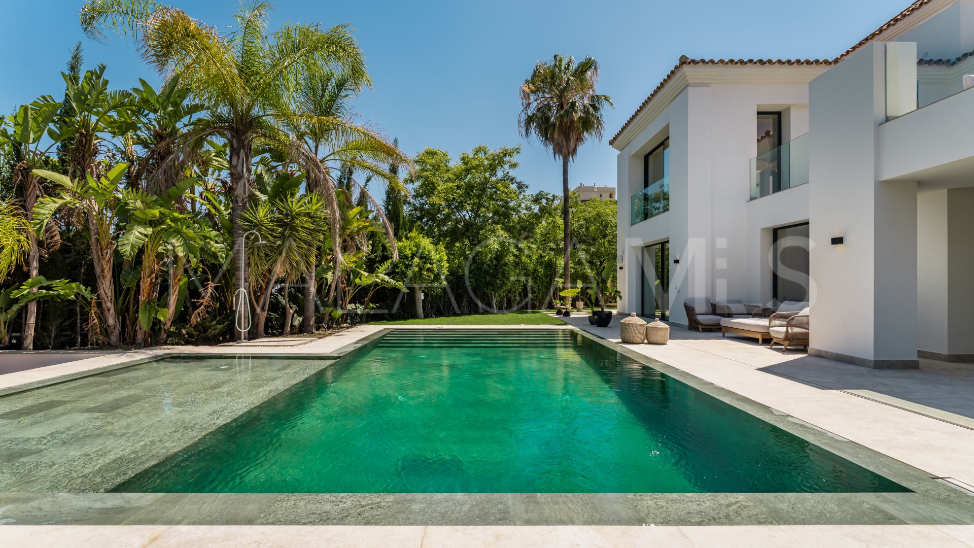 Villa for sale in El Herrojo