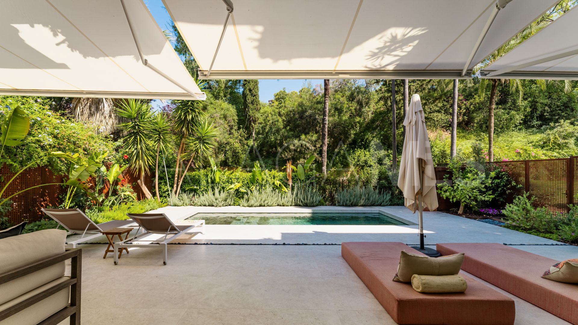 For sale Kings Hills ground floor duplex with 3 bedrooms