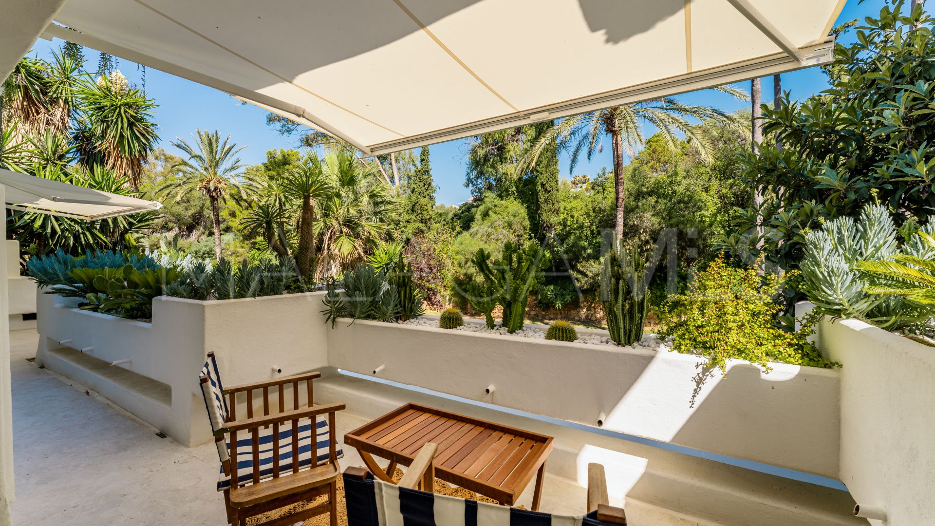 For sale Kings Hills ground floor duplex with 3 bedrooms