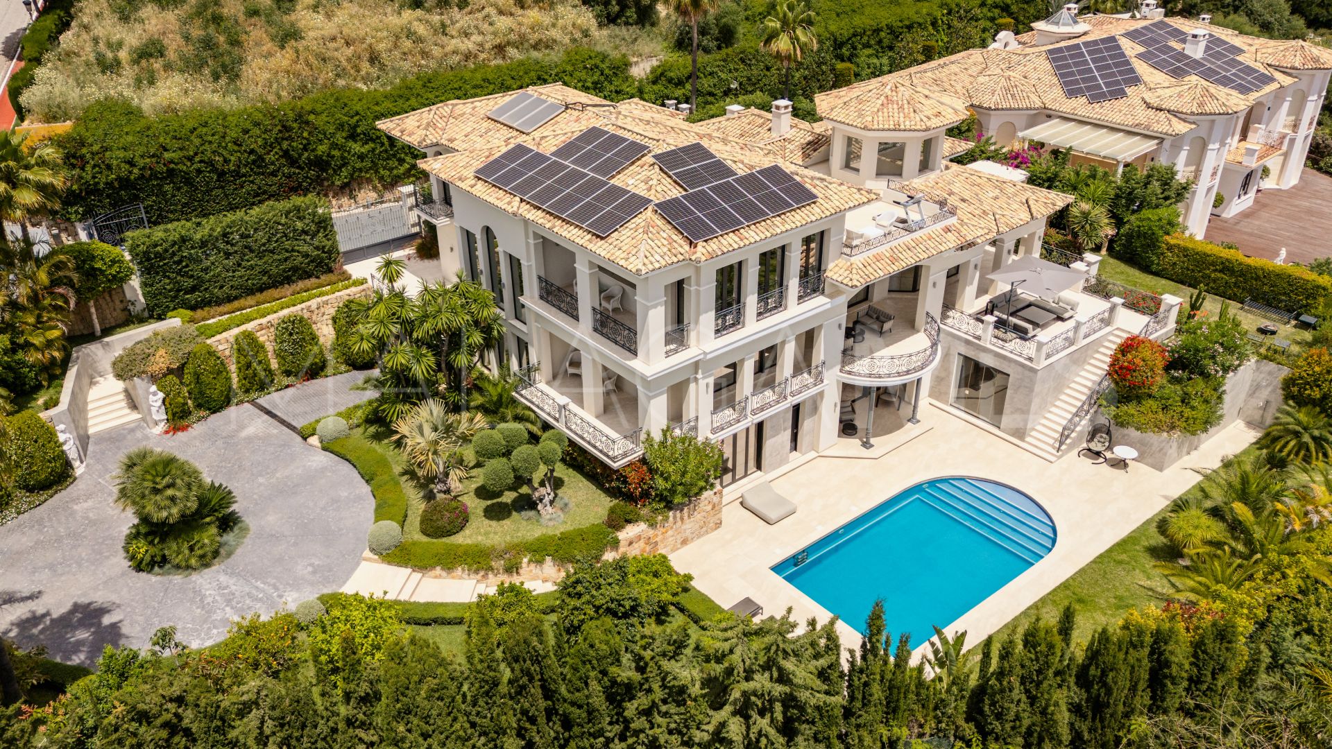 For sale villa in Sierra Blanca with 6 bedrooms