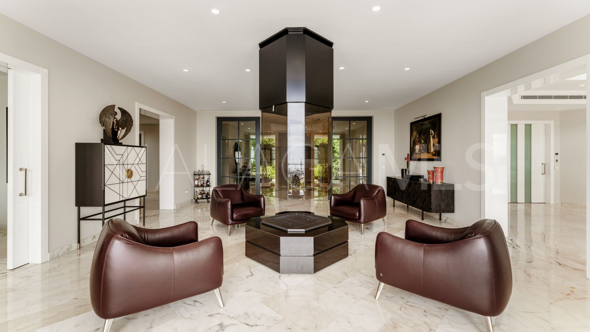 For sale villa in Sierra Blanca with 6 bedrooms