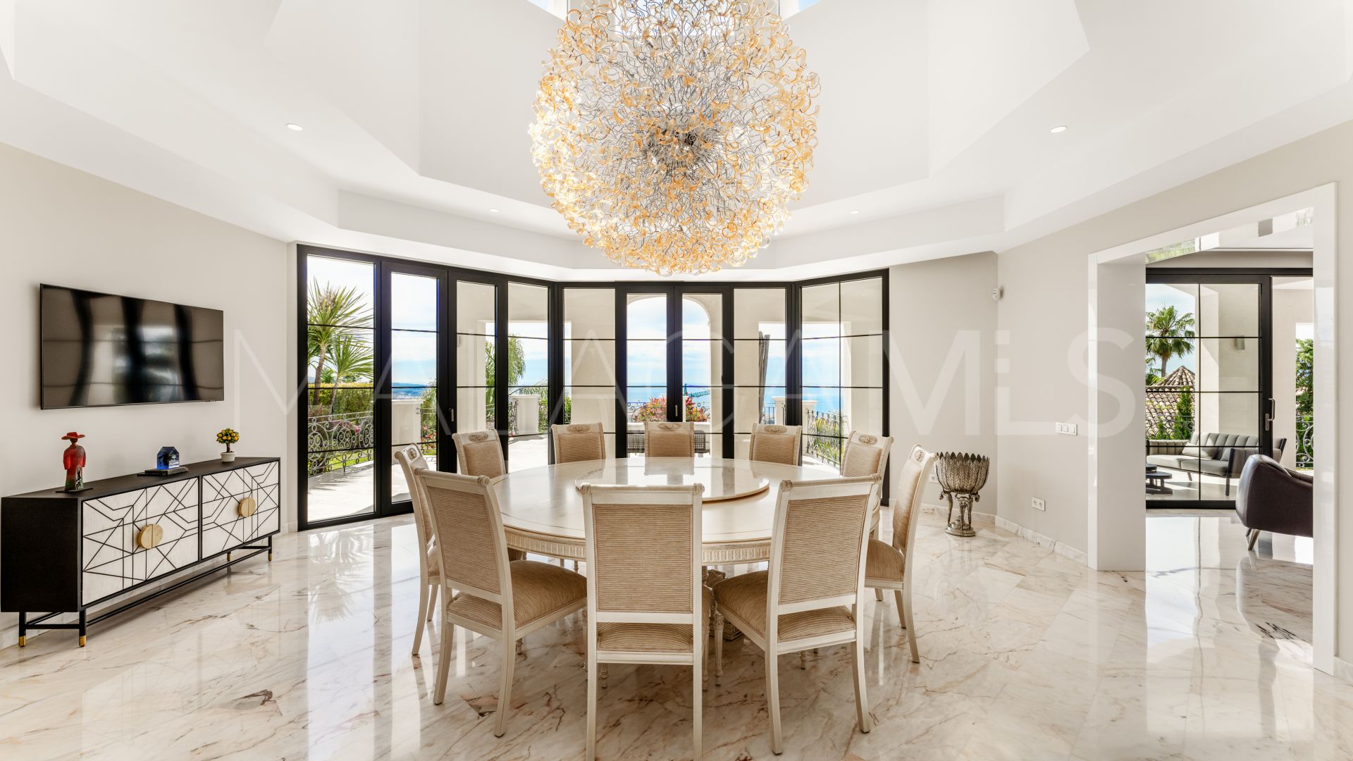 For sale villa in Sierra Blanca with 6 bedrooms