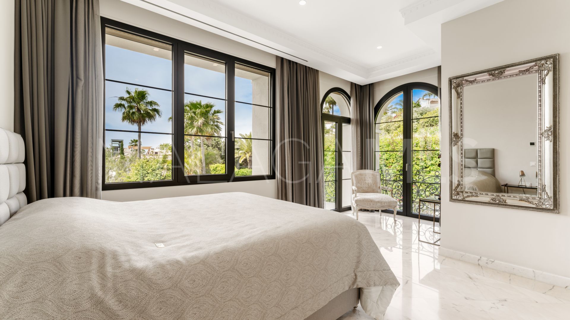 For sale villa in Sierra Blanca with 6 bedrooms