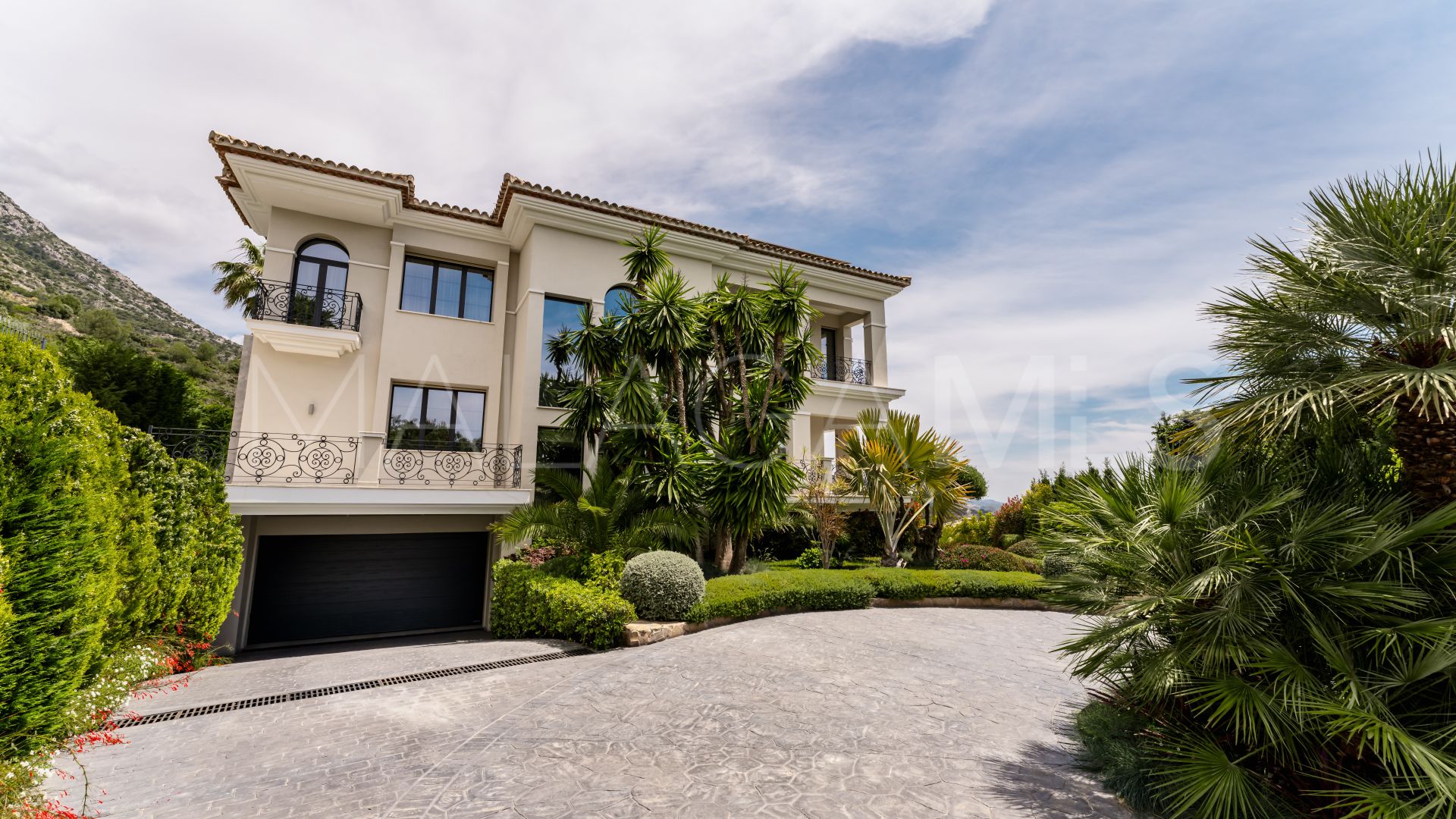 For sale villa in Sierra Blanca with 6 bedrooms