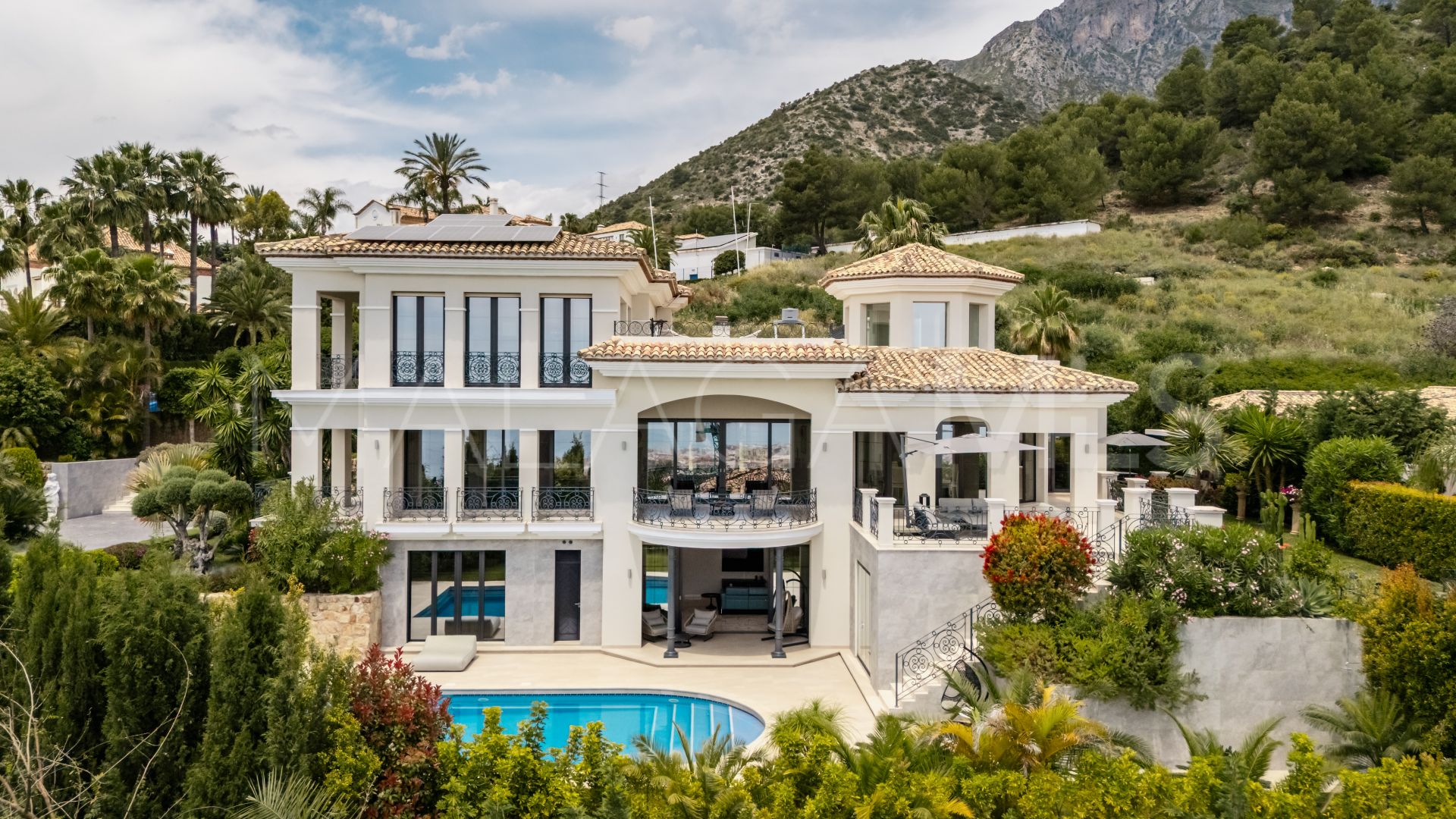 For sale villa in Sierra Blanca with 6 bedrooms