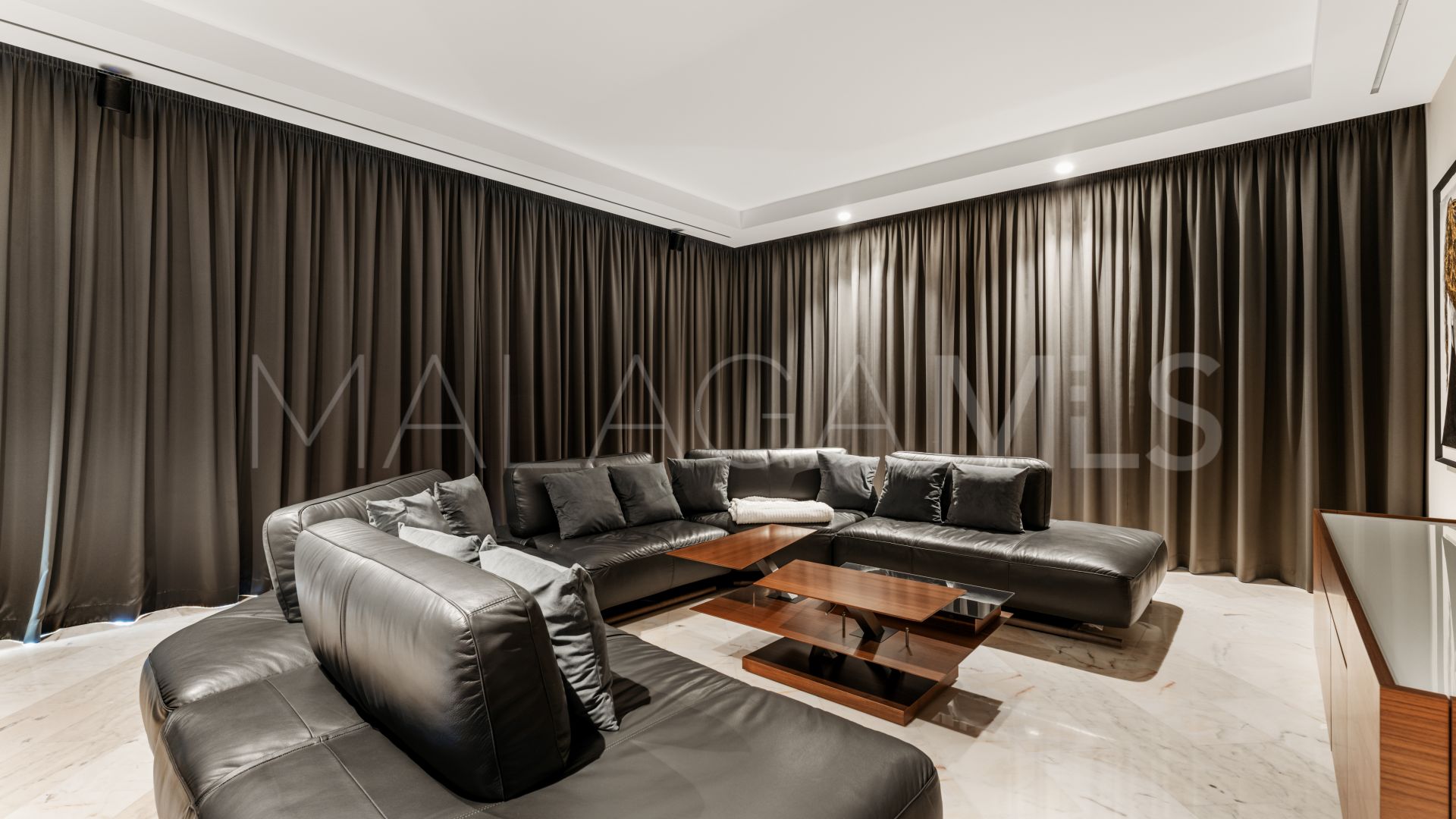 For sale villa in Sierra Blanca with 6 bedrooms