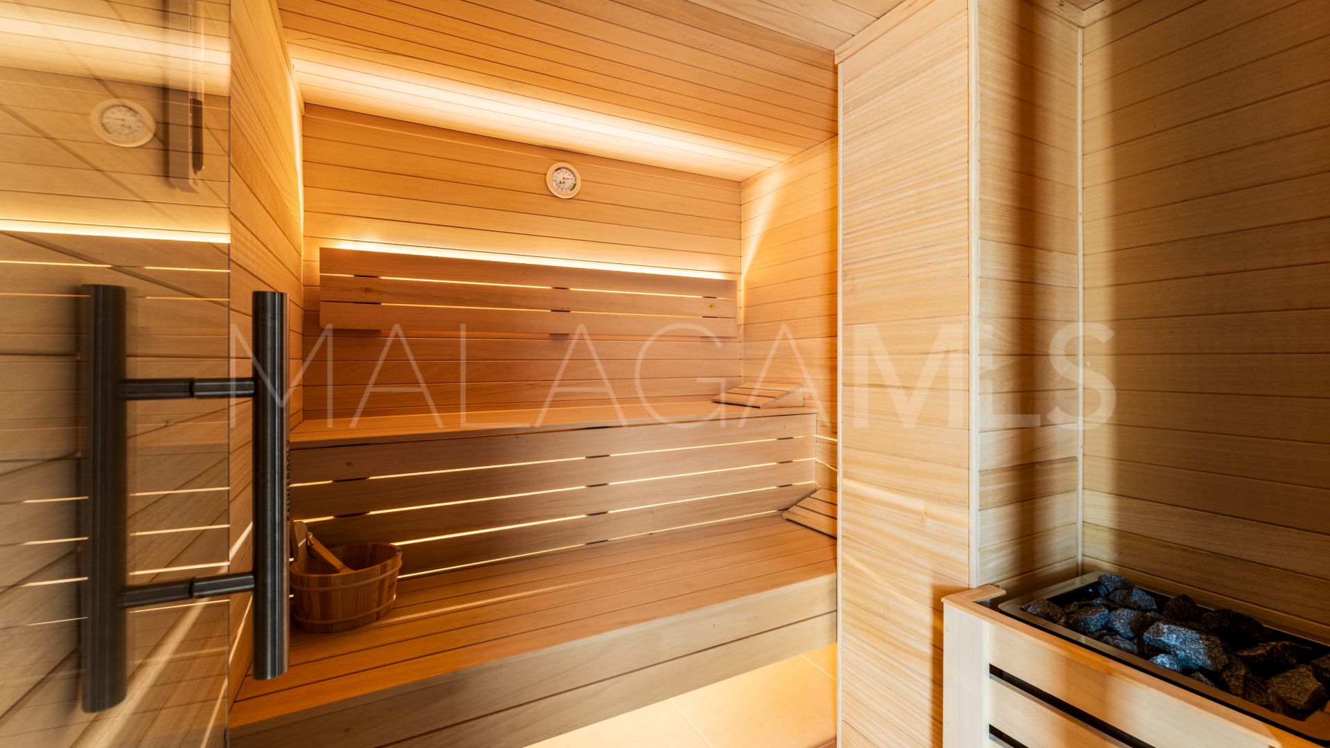 For sale villa in Sierra Blanca with 6 bedrooms