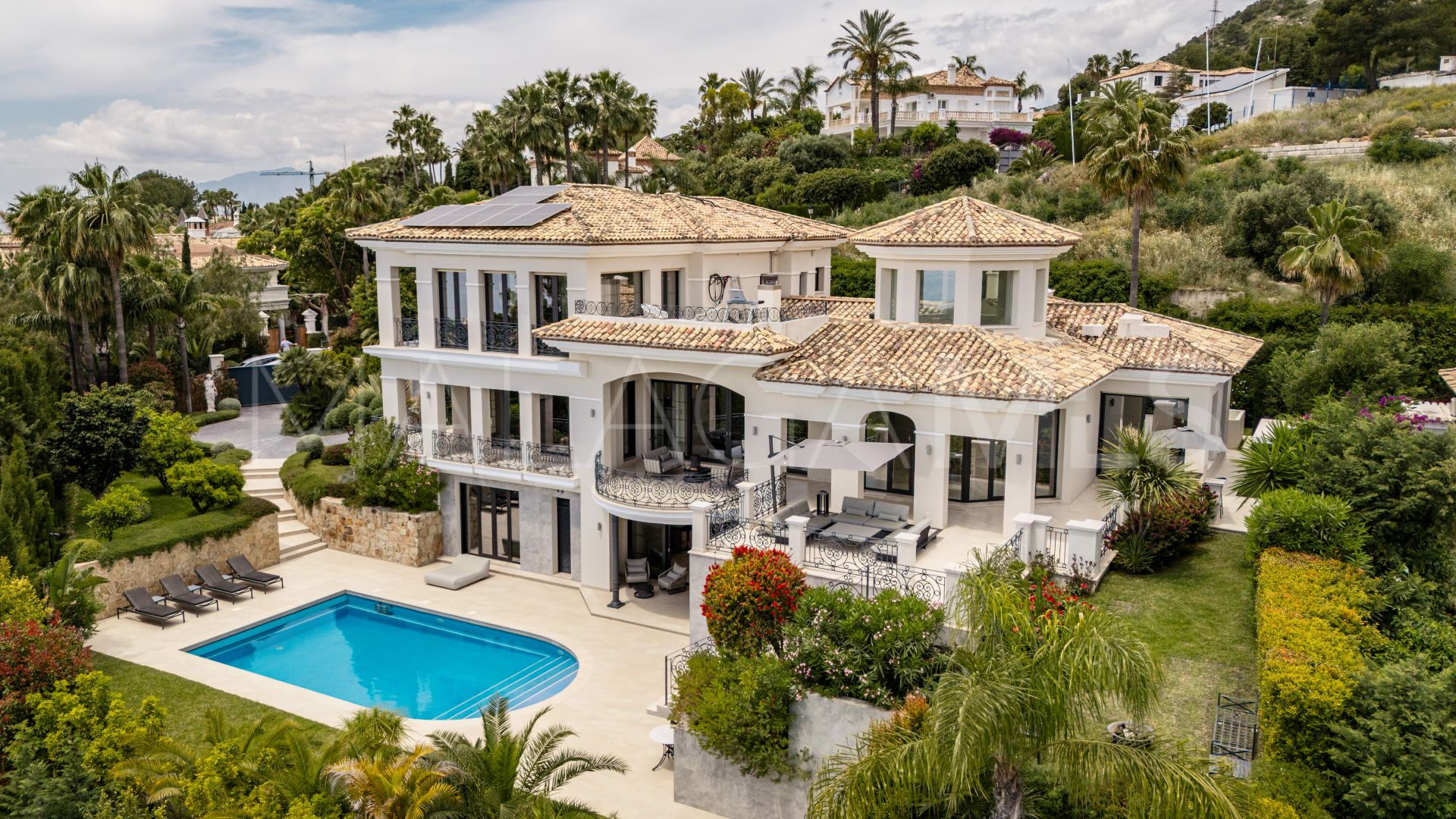 For sale villa in Sierra Blanca with 6 bedrooms
