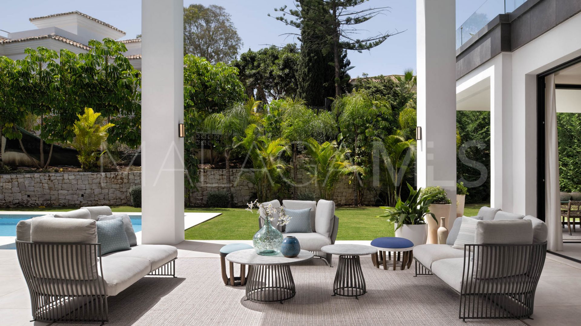 For sale Nueva Andalucia villa with 6 bedrooms