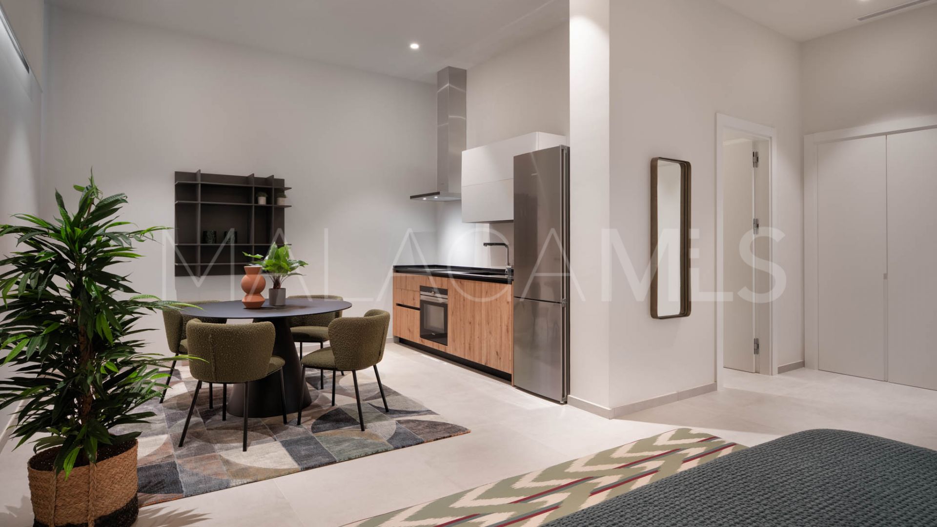 For sale Nueva Andalucia villa with 6 bedrooms