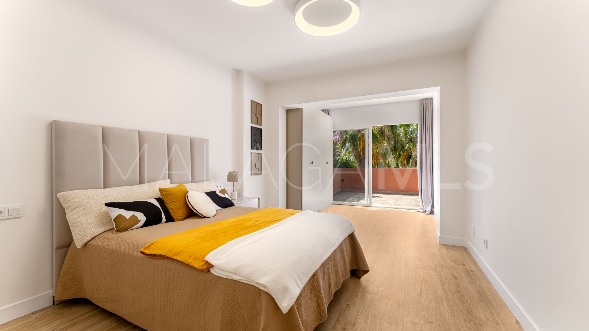 Zweistöckiges penthouse for sale in El Embrujo Playa