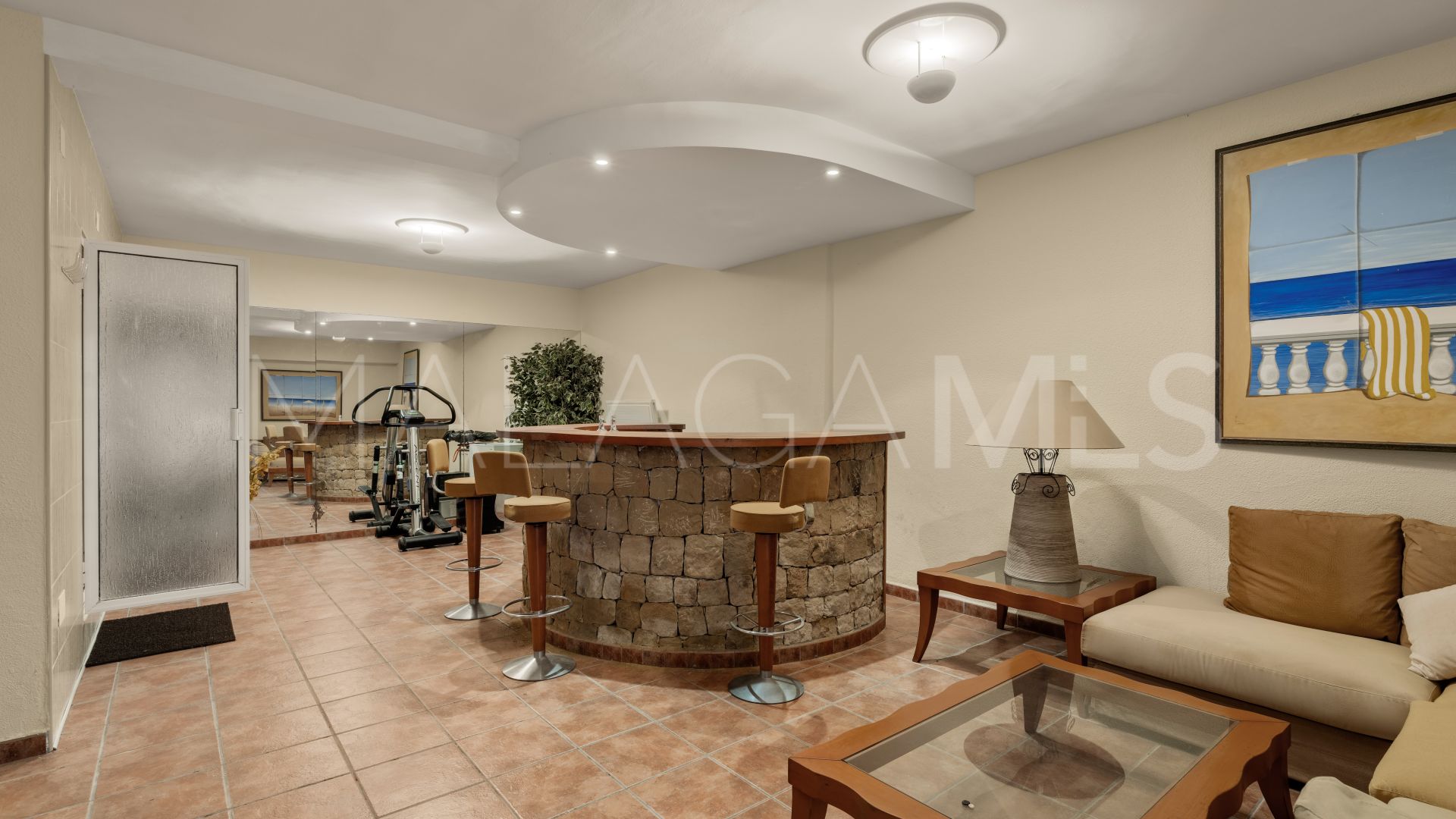 Villa for sale in Cumbres de Elviria