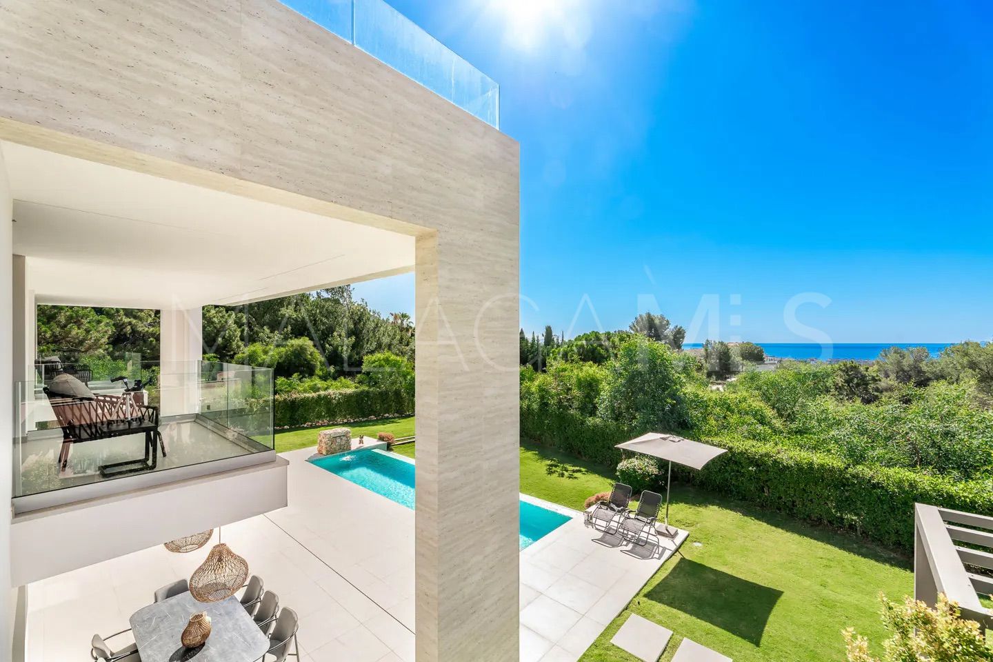 For sale 5 bedrooms villa in Cascada de Camojan