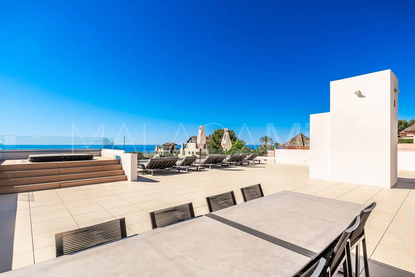 For sale 5 bedrooms villa in Cascada de Camojan