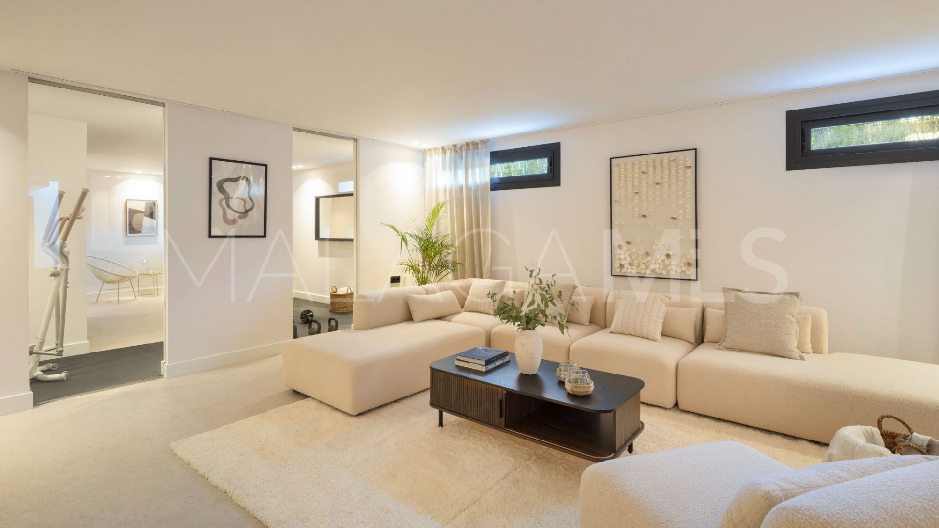 Villa for sale in El Paraiso