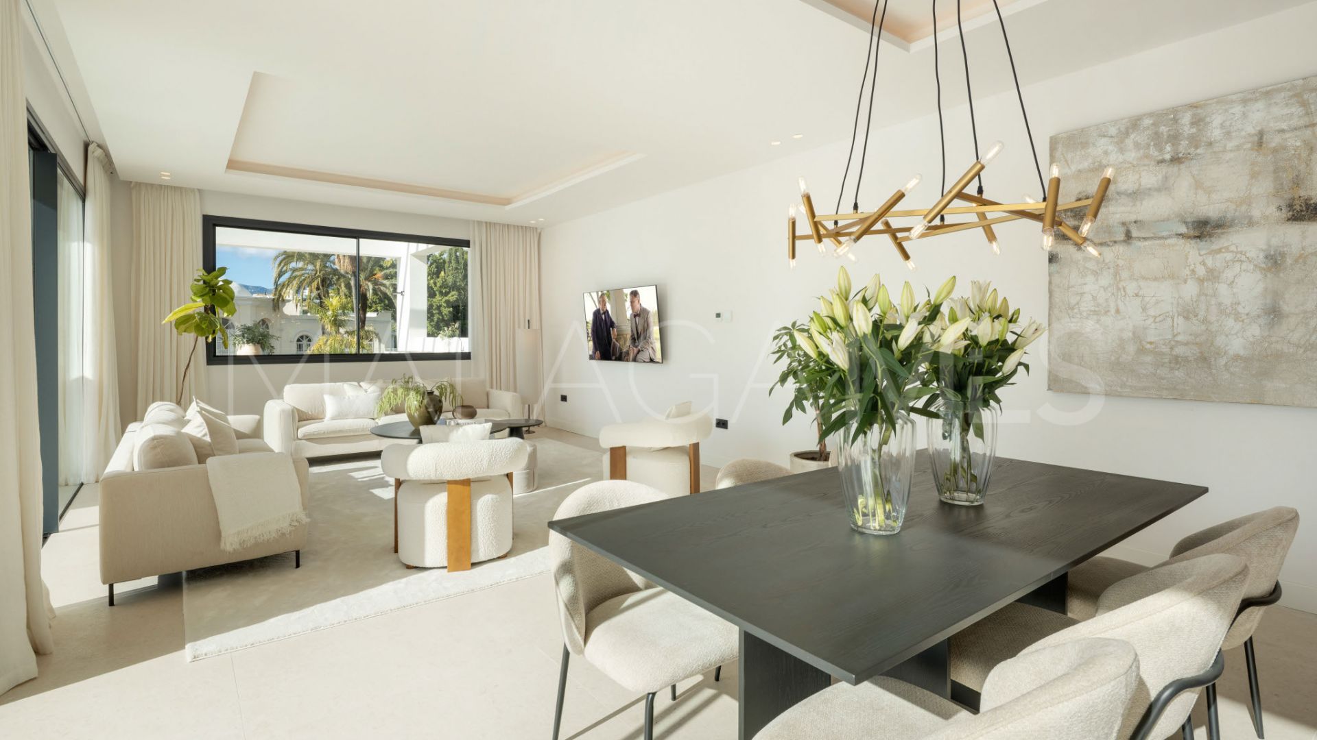 Villa for sale in El Paraiso