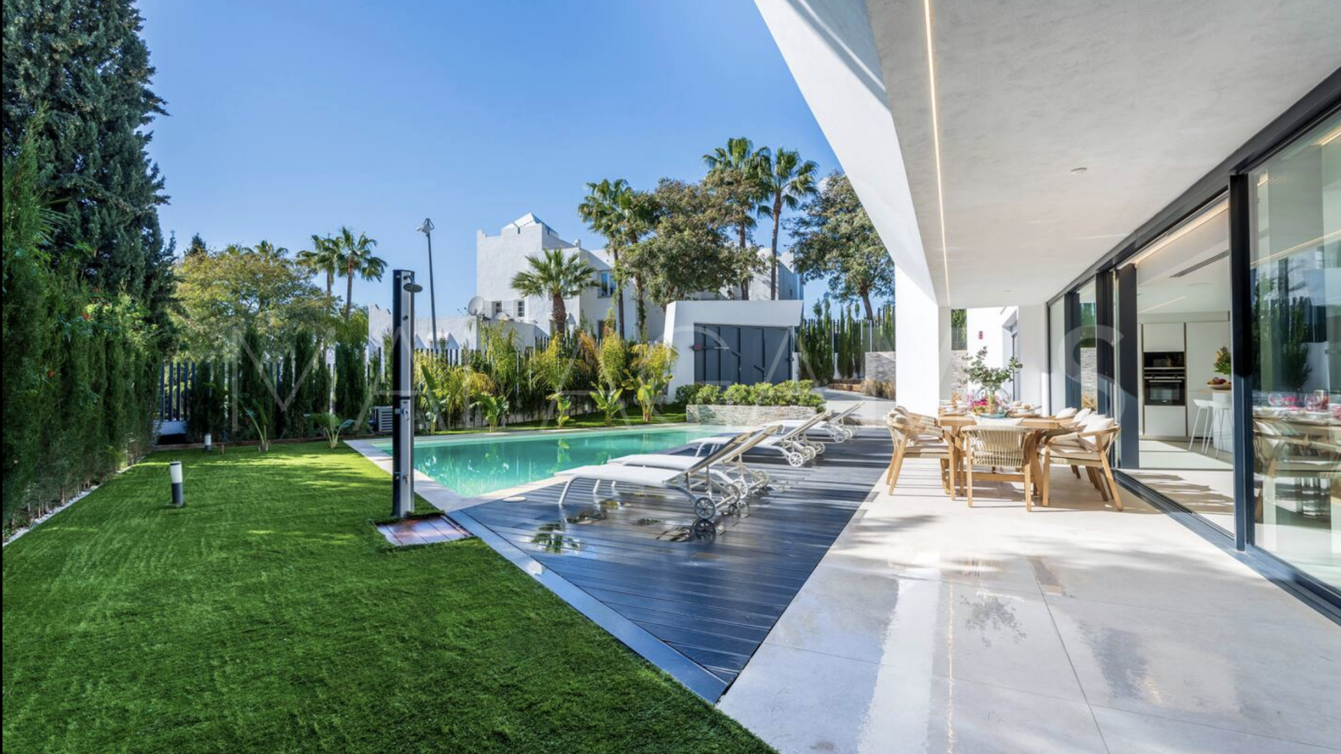 Villa for sale in La Reserva de Marbella