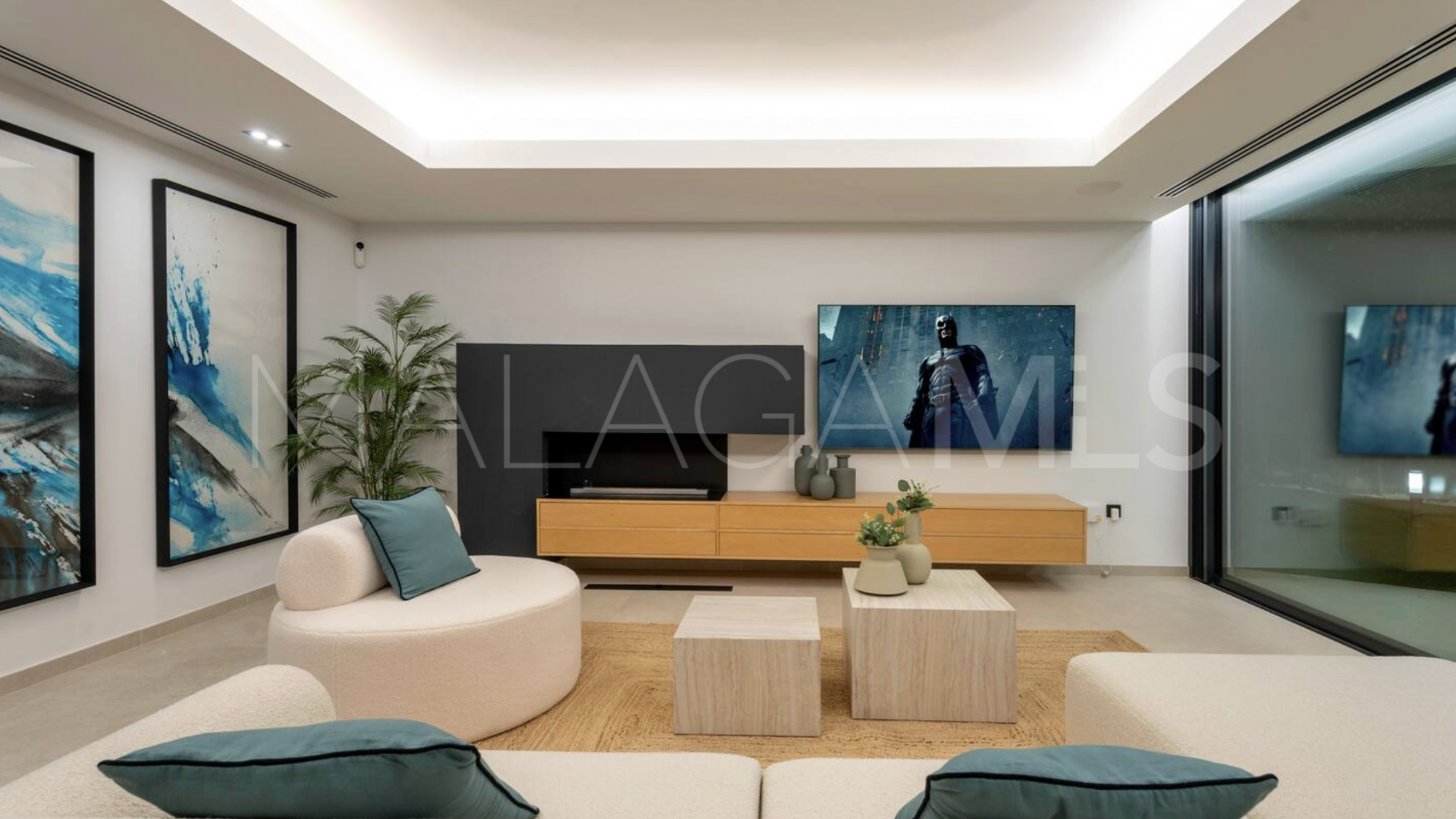 Villa for sale in La Reserva de Marbella