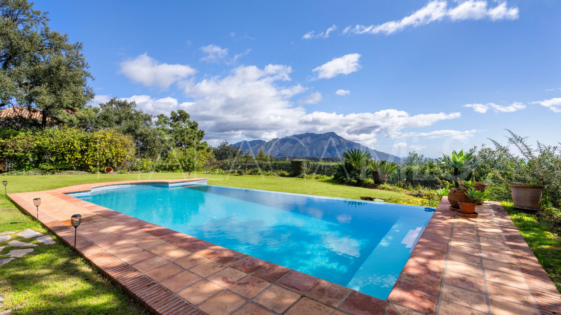 For sale La Zagaleta villa