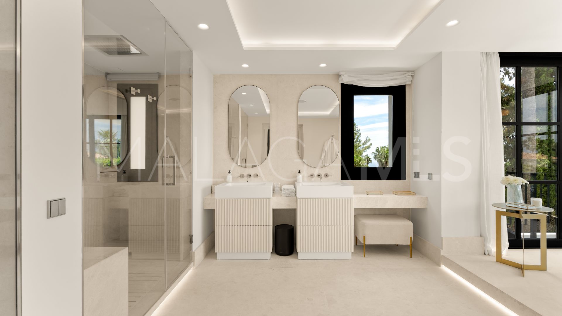 Villa for sale in Sierra Blanca de 6 bedrooms