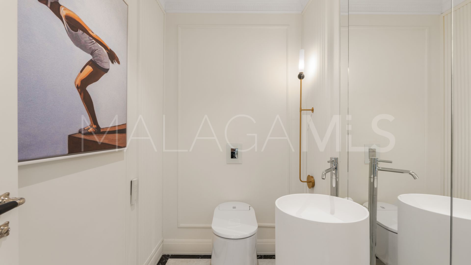Villa for sale in Sierra Blanca de 6 bedrooms