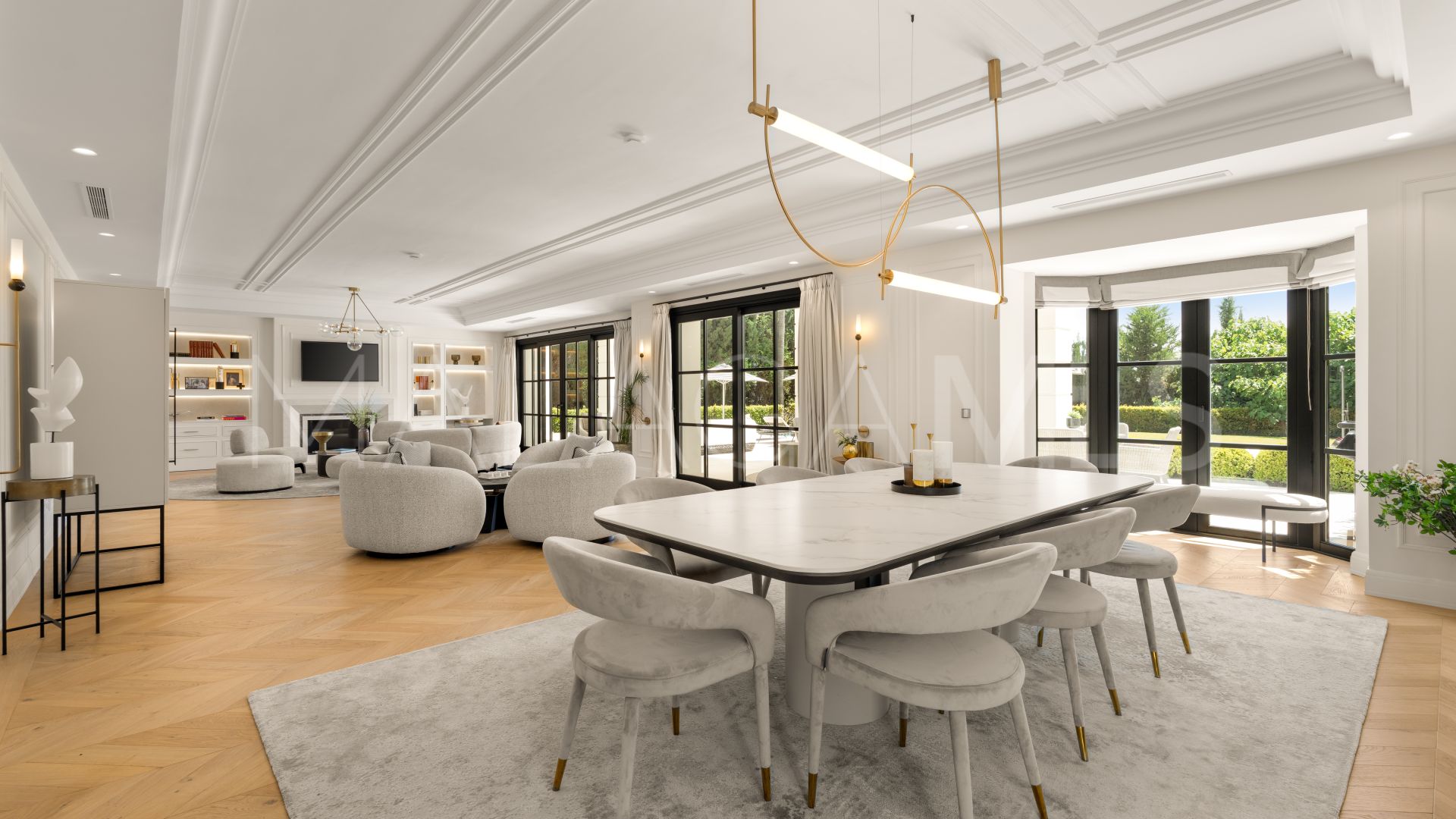 Villa for sale in Sierra Blanca de 6 bedrooms