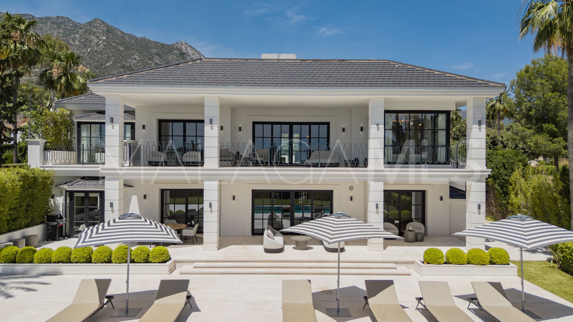 Villa for sale in Sierra Blanca de 6 bedrooms