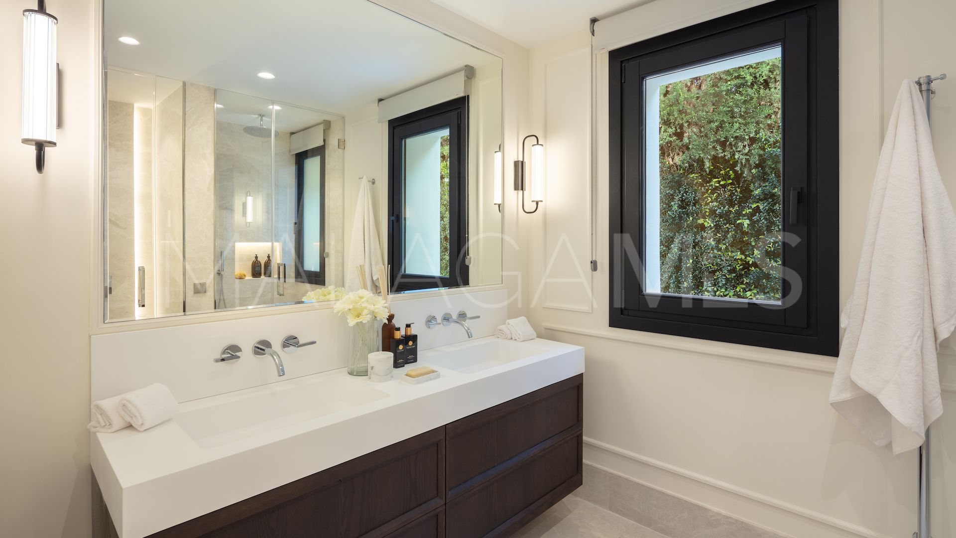 7 bedrooms villa in Sierra Blanca for sale