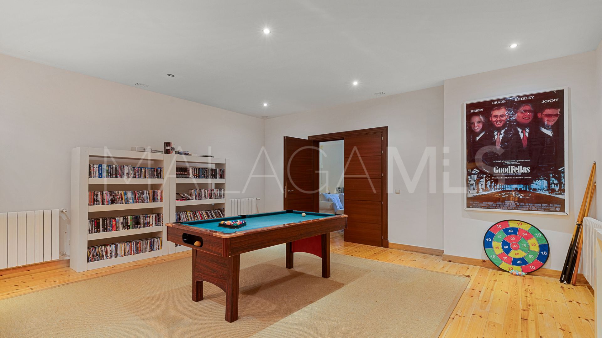 Villa for sale in El Herrojo