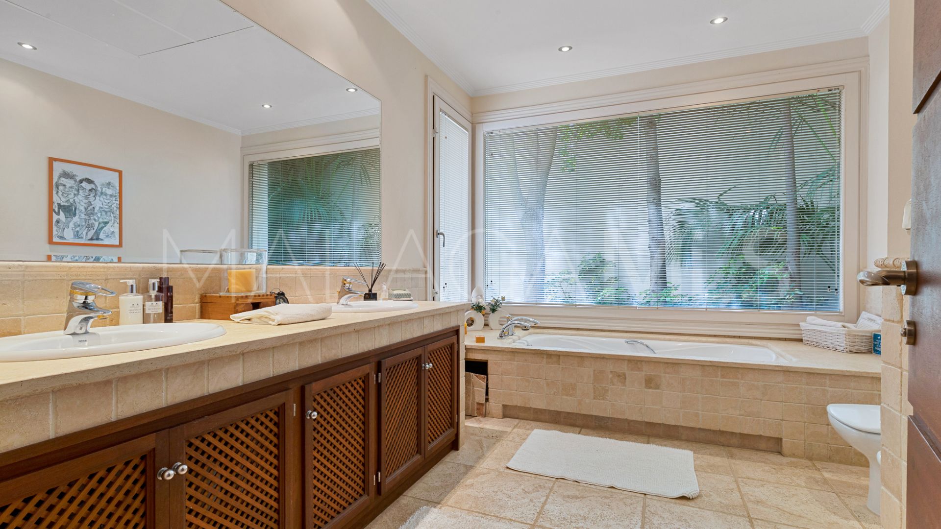 Villa for sale in El Herrojo