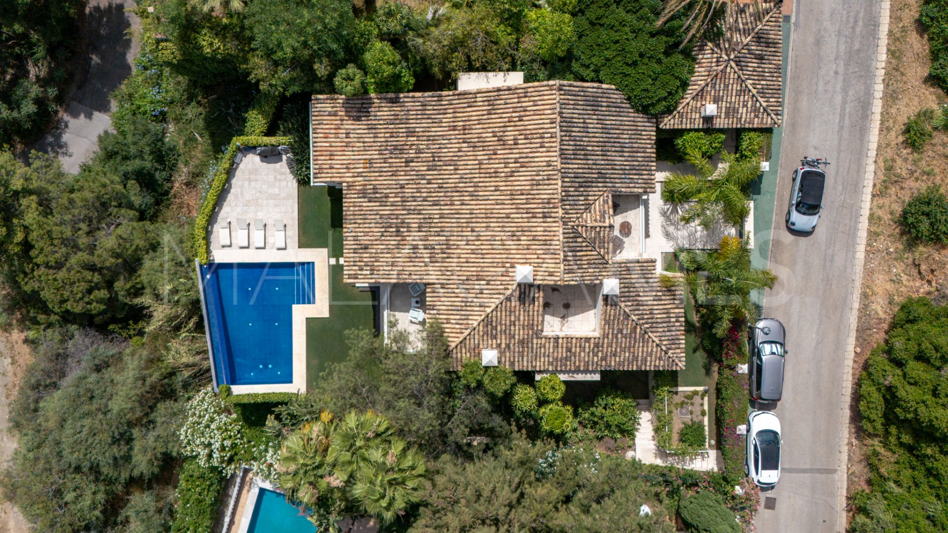 Villa for sale in El Herrojo