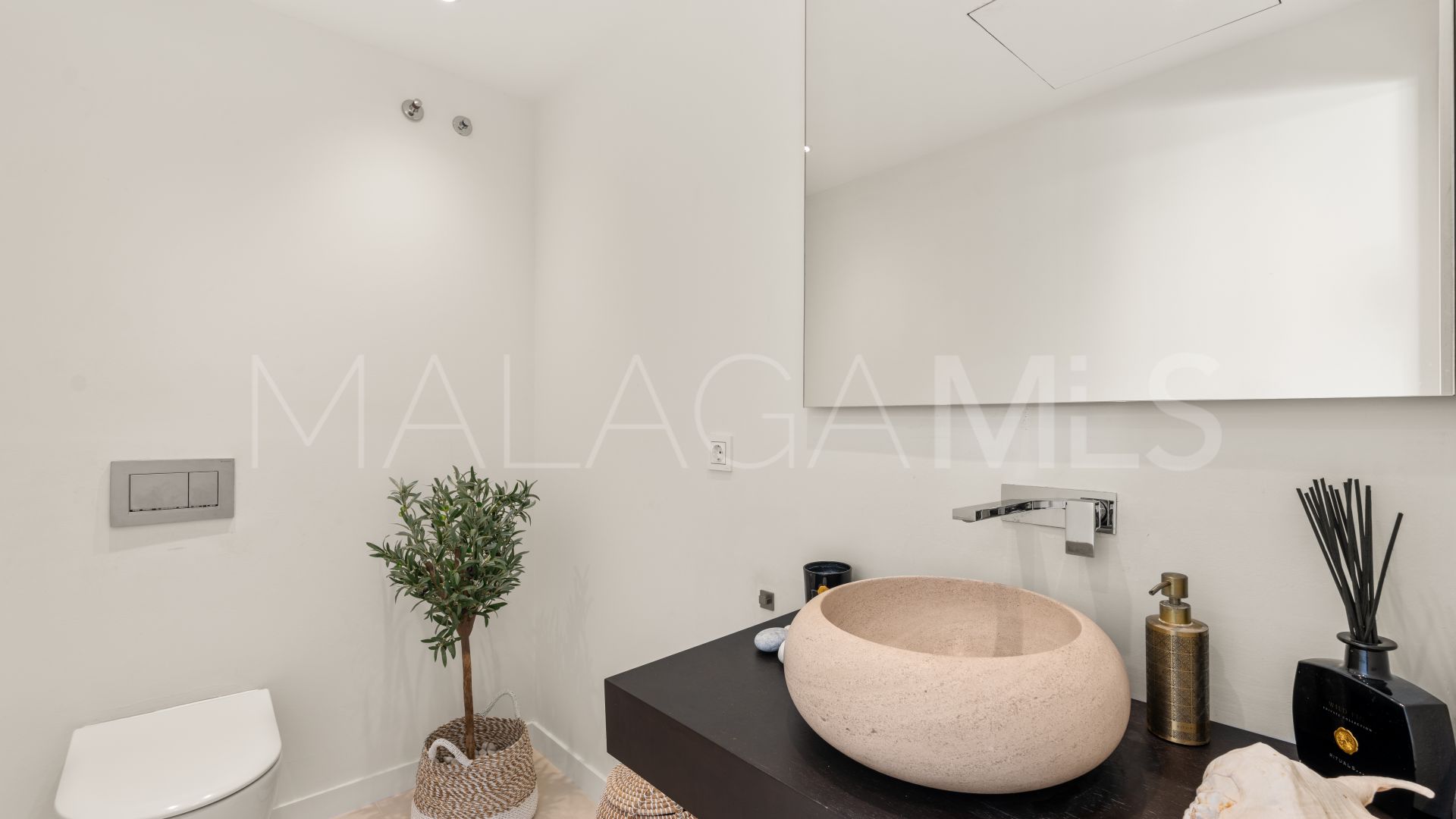 Villa for sale in San Pedro Playa