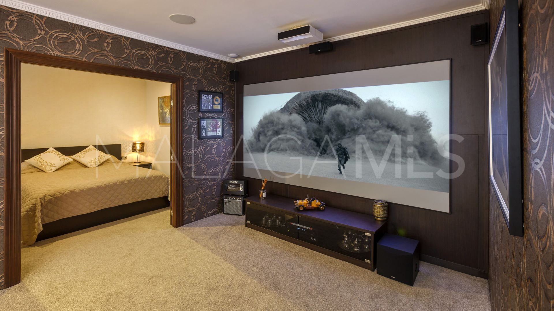 Villa for sale with 5 bedrooms in La Alqueria