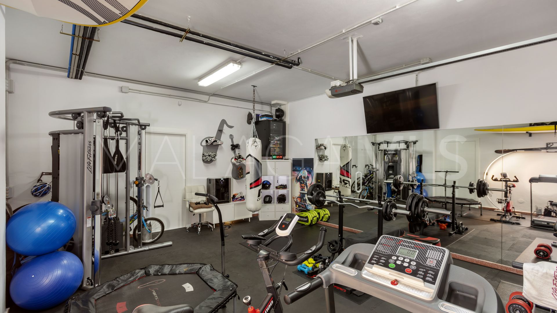 Villa for sale with 5 bedrooms in La Alqueria