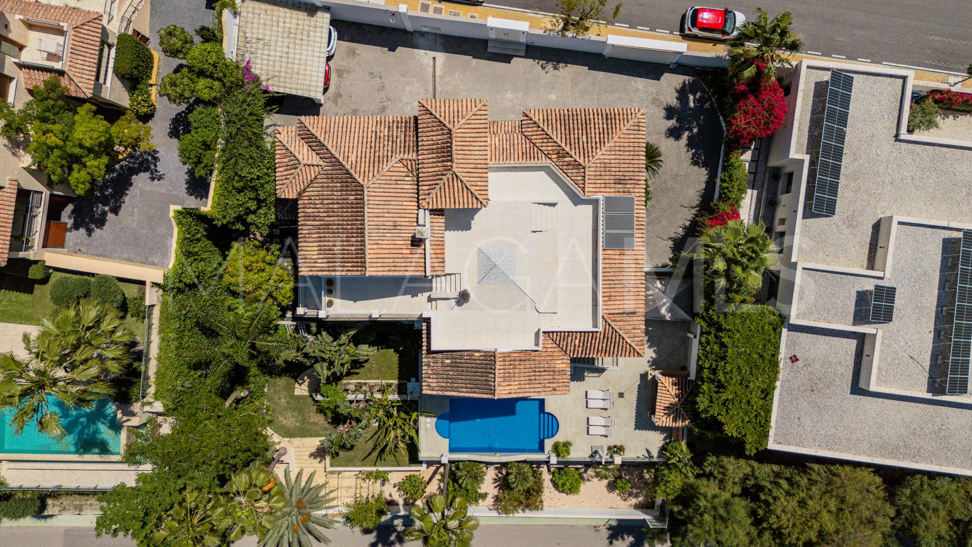 Villa for sale with 5 bedrooms in La Alqueria