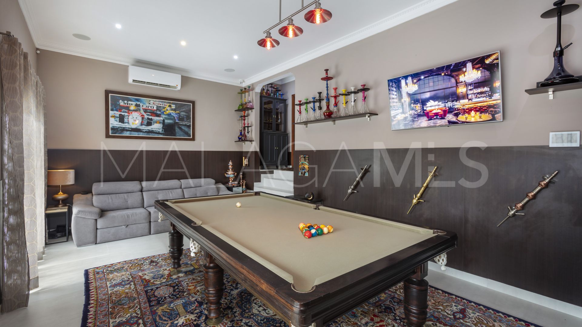 Villa for sale with 5 bedrooms in La Alqueria